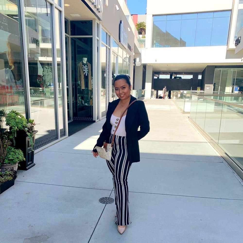 Meet your Posher, Esguerra